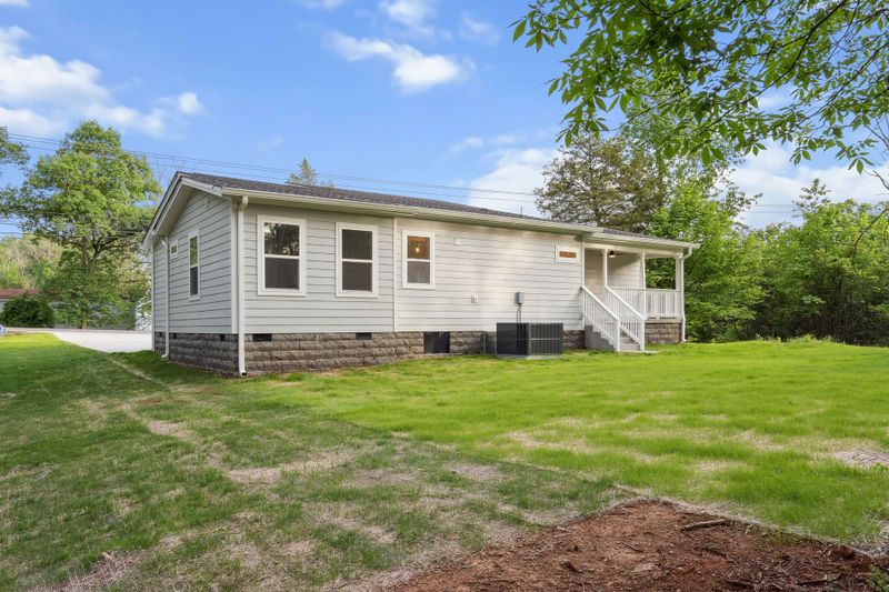 6318 Burnt Knob Rd, Murfreesboro, TN 37129