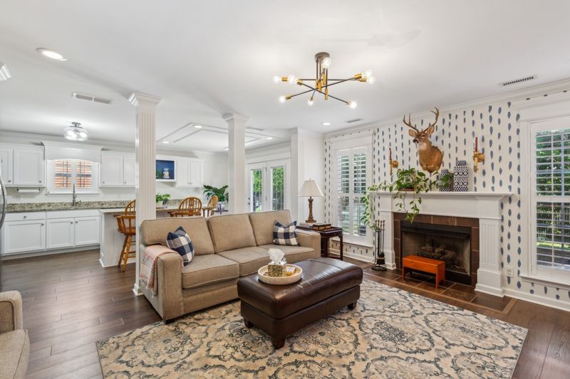 3348 Berryside Dr, Murfreesboro, TN 37128