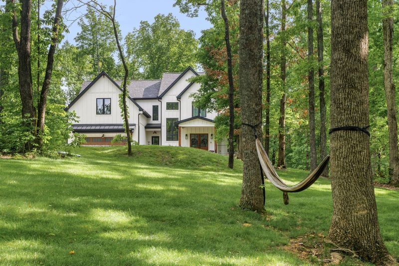 7361 Liberty Rd, Fairview, TN 37062