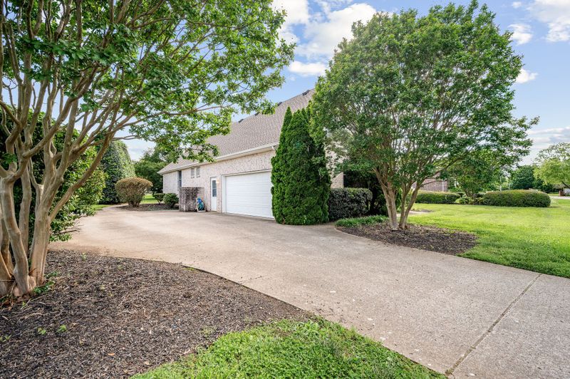 403 Freedom Ct, Murfreesboro, TN 37129