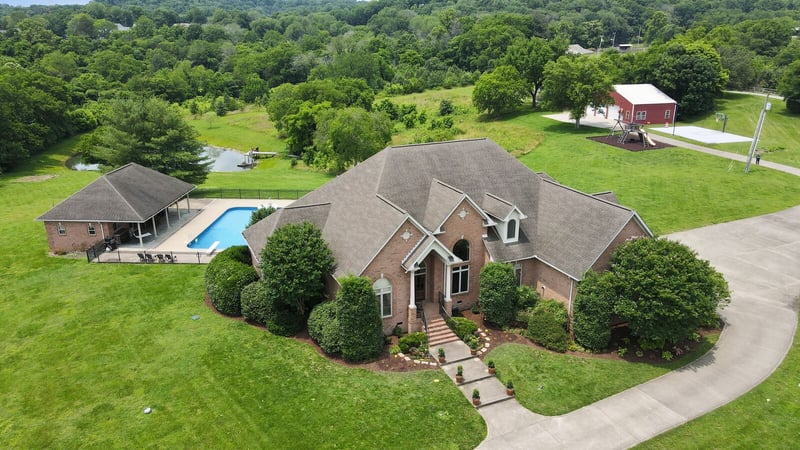 1357 Madison Creek Rd, Goodlettsville, TN 37072