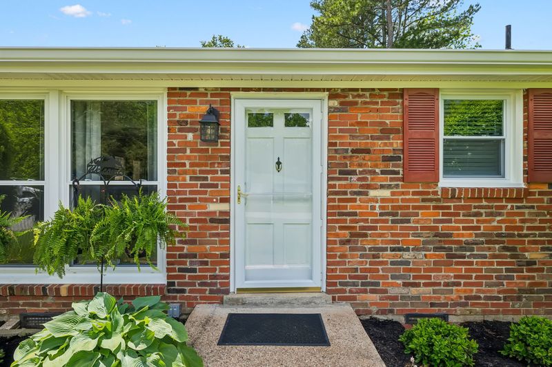 266 Paradise Dr, Mount Juliet, TN 37122