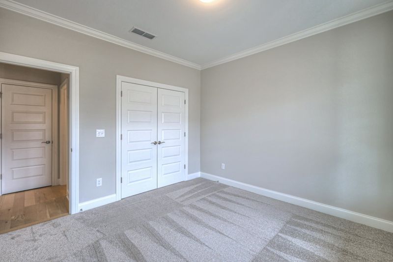 2217 Winterdale Dr, Murfreesboro, TN 37128