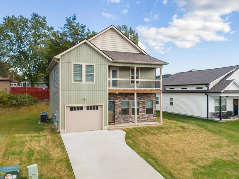25 Rock Brg Dr, Ringgold, GA 30736