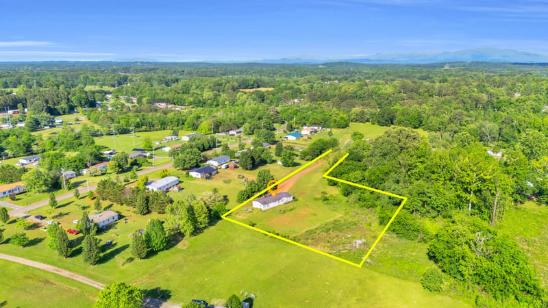 3250 Rolling Meadows Rd NW, Dalton, GA 30721