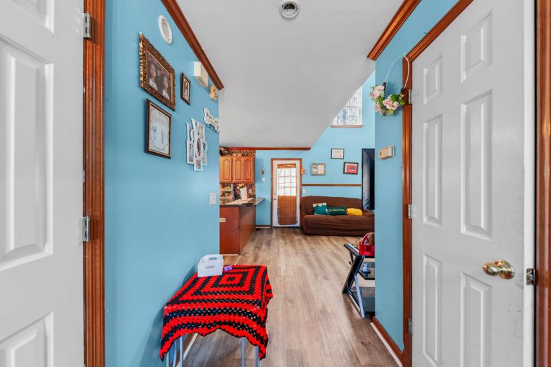 5040 Countryside Dr, Antioch, TN 37013