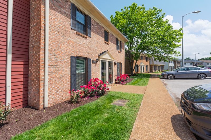 730 Fox Ridge Dr, Brentwood, TN 37027