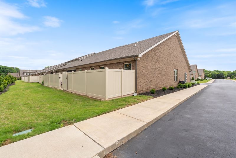 1103 Flagfin Ln, Murfreesboro, TN 37130