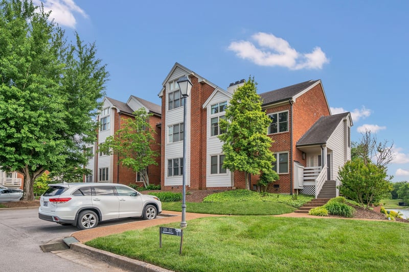 211 Boxmere Pl, Nashville, TN 37215