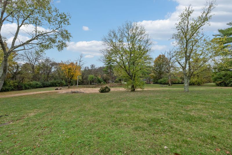 1917 Old Hickory Blvd, Brentwood, TN 37027