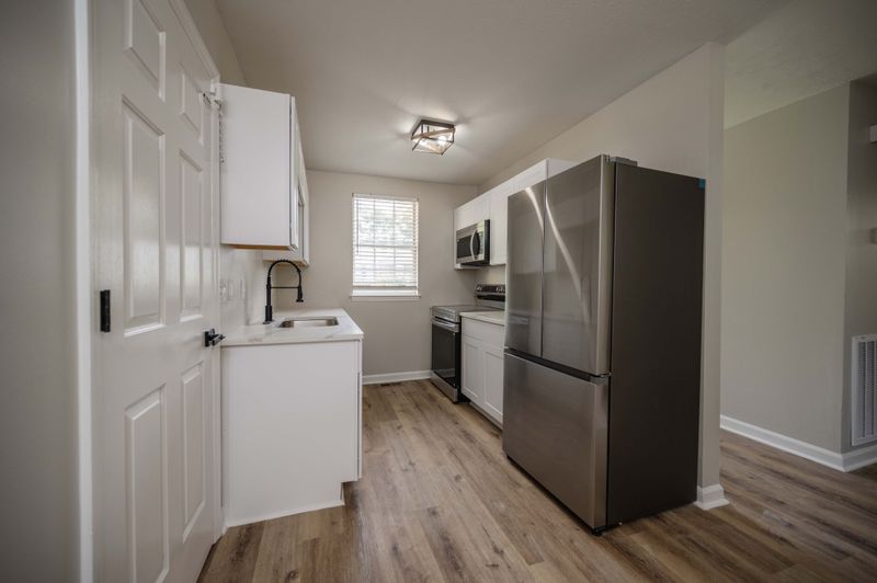 106 Edgehill Ln, Hendersonville, TN 37075