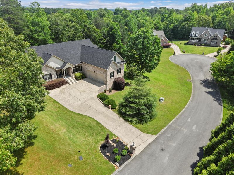 121 Trinity Ln, Rock Spring, GA 30739