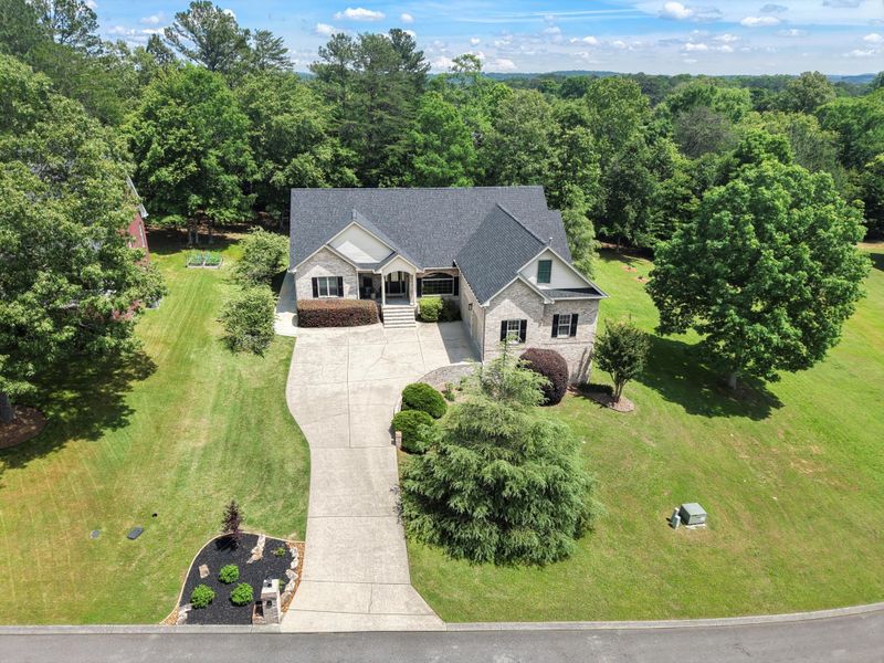 121 Trinity Ln, Rock Spring, GA 30739