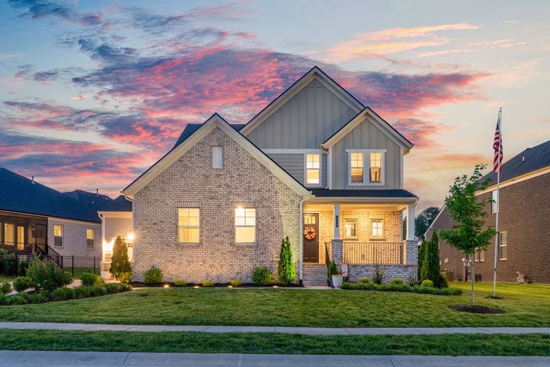 125N Newbury Dr, White House, TN 37188