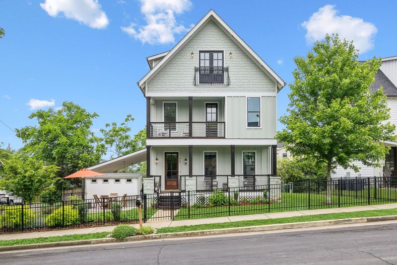 909 47th Ave N, Nashville, TN 37209