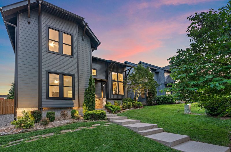 2724 Greenside Pl, Nashville, TN 37206
