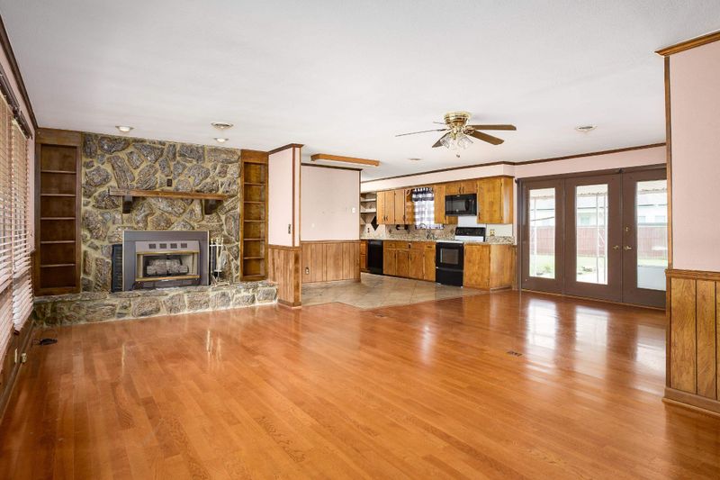 1008 Pasadena Ave, Muscle Shoals, AL 35661