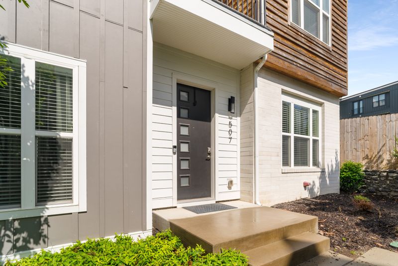 507 Vernon Cir, Nashville, TN 37209
