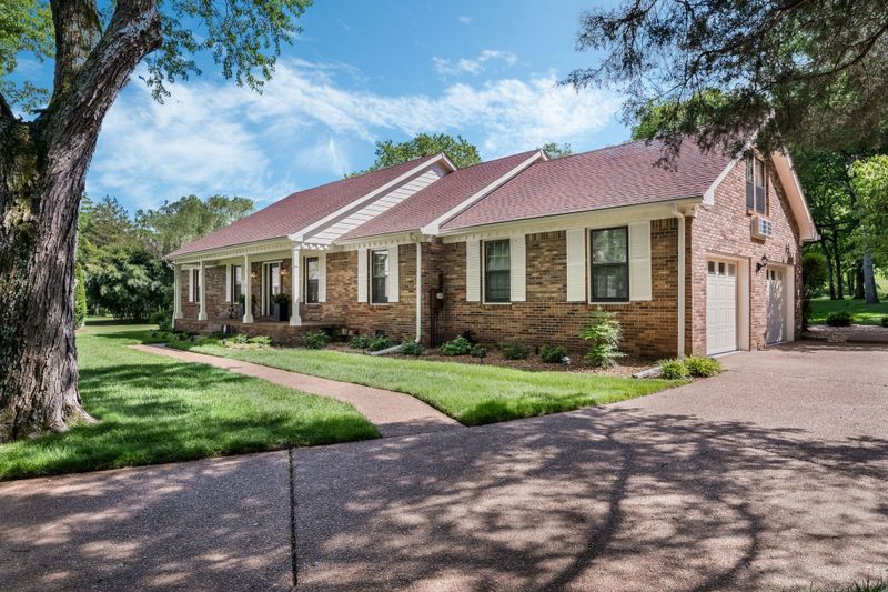 122 Troon Ct, Franklin, TN 37069