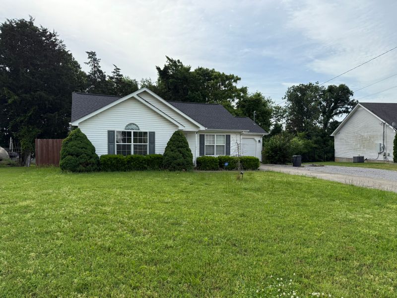 1022 Sky Valley Trl, Smyrna, TN 37167