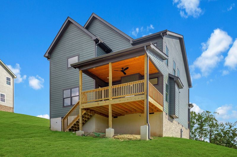 256 Cascade Dr, Rossville, GA 30741