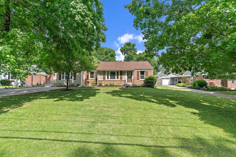 4714 Abbay Dr, Nashville, TN 37211
