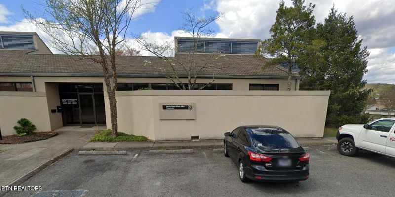 150 E Division Rd, Oak Ridge, TN 37830