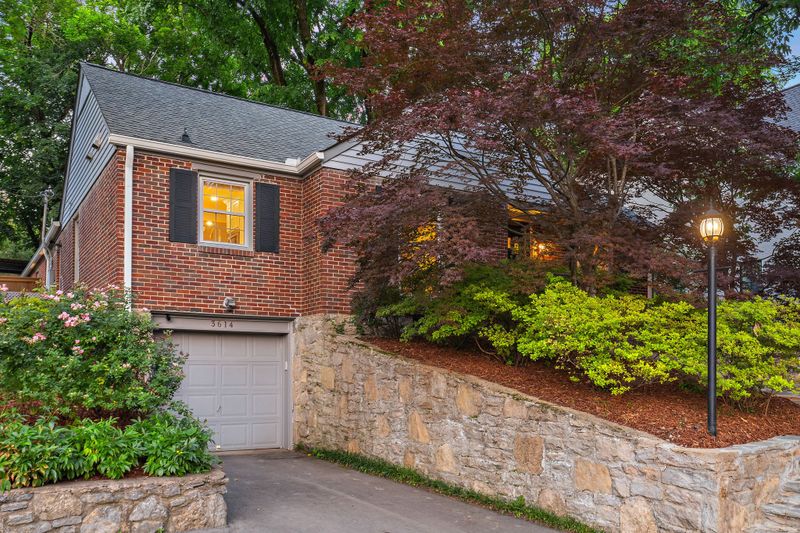 3614 General Bate Dr, Nashville, TN 37204