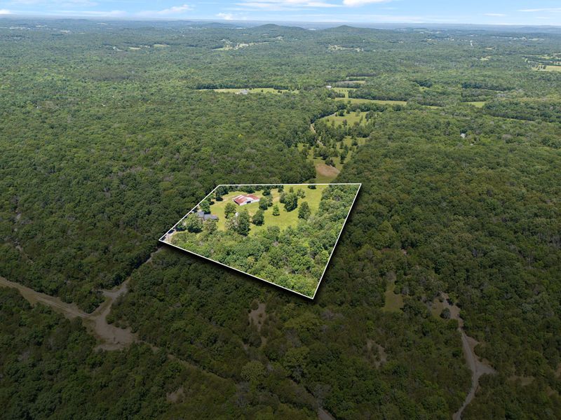 3747 Cedar Forest Rd, Lebanon, TN 37090