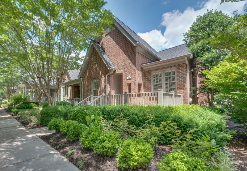 528 Ardmore Pl, Franklin, TN 37064
