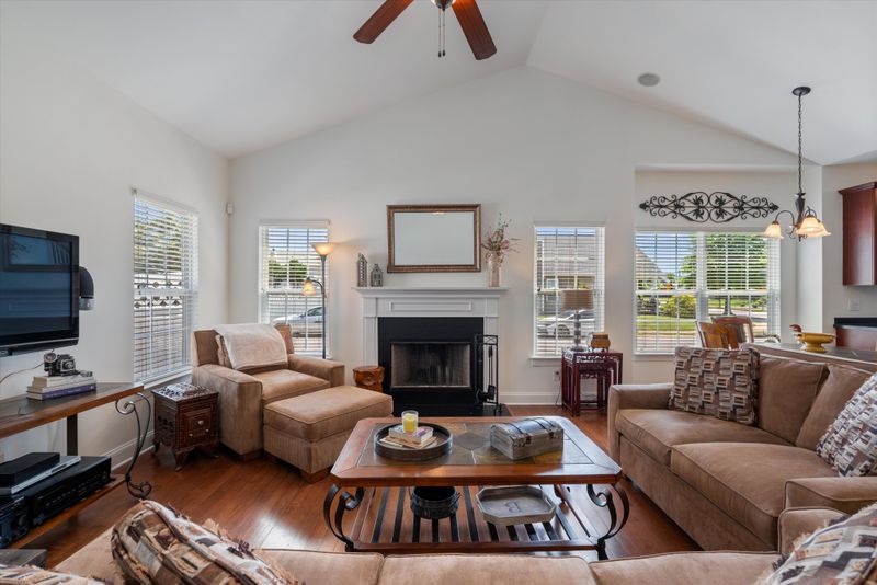3606 Blaze Dr, Murfreesboro, TN 37128