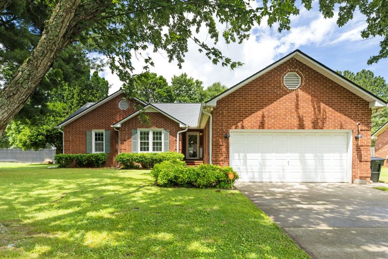2618 Wellington Pl, Murfreesboro, TN 37128