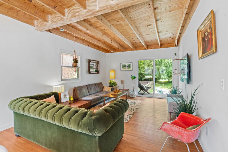 4303 Burrus St, Nashville, TN 37216