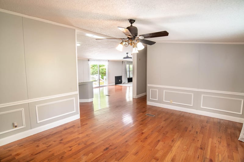 230 Appaloosa Dr, Tunnel Hill, GA 30755