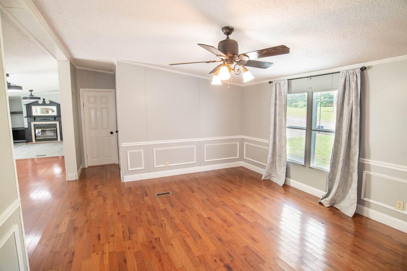230 Appaloosa Dr, Tunnel Hill, GA 30755
