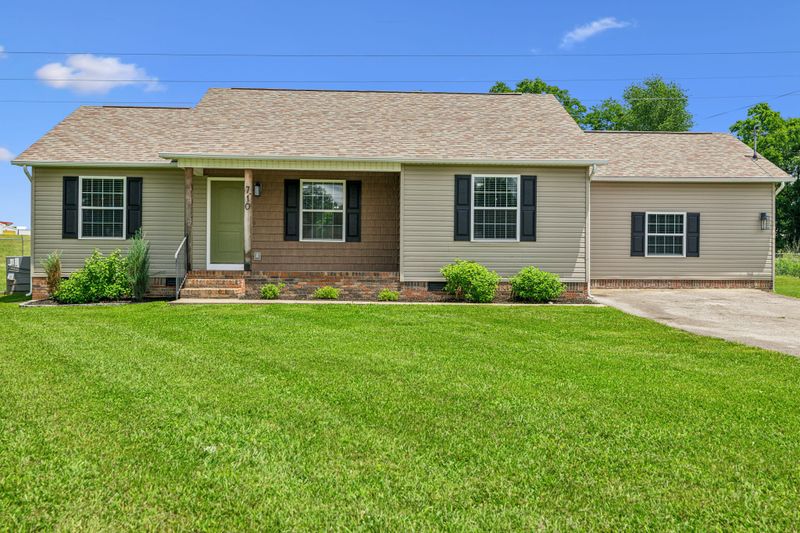 710 Krissy Ct, Columbia, TN 38401