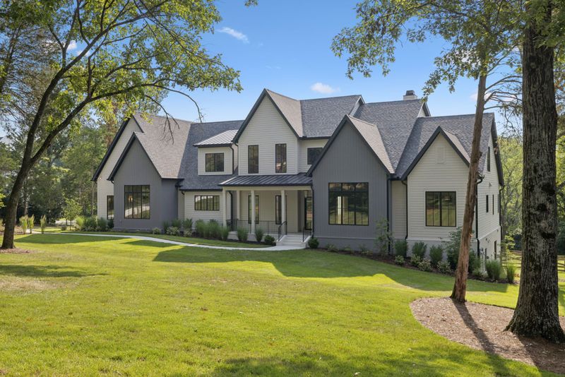 4530 Everett Dr, Nashville, TN 37215
