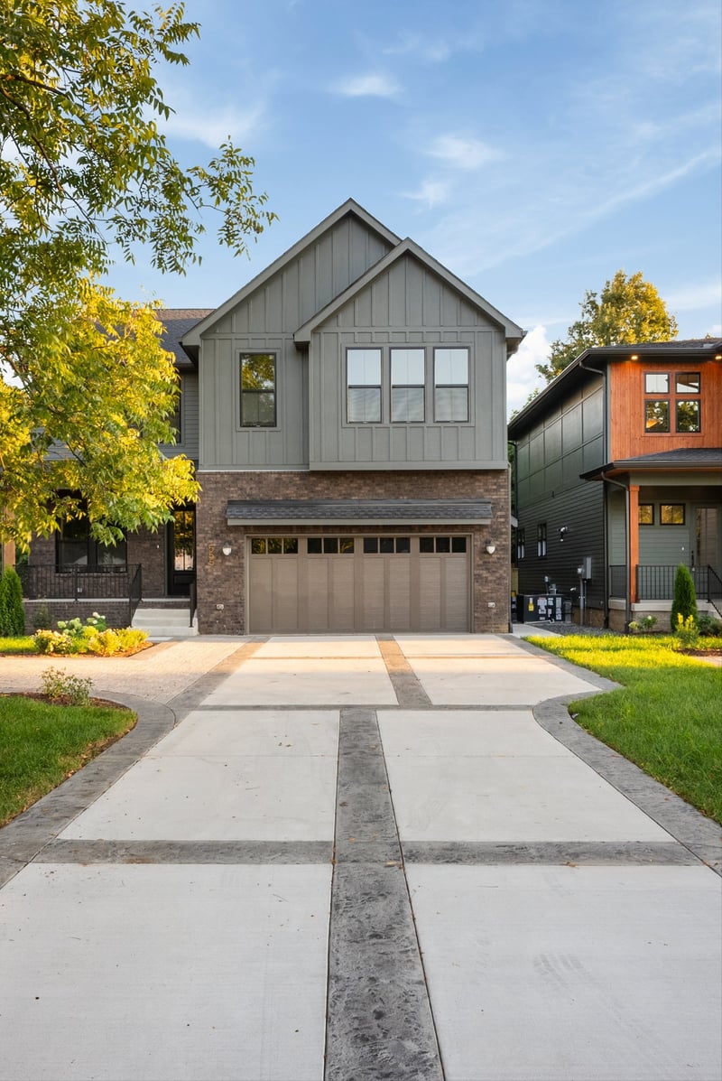 555 Watsonwood Dr, Nashville, TN 37211