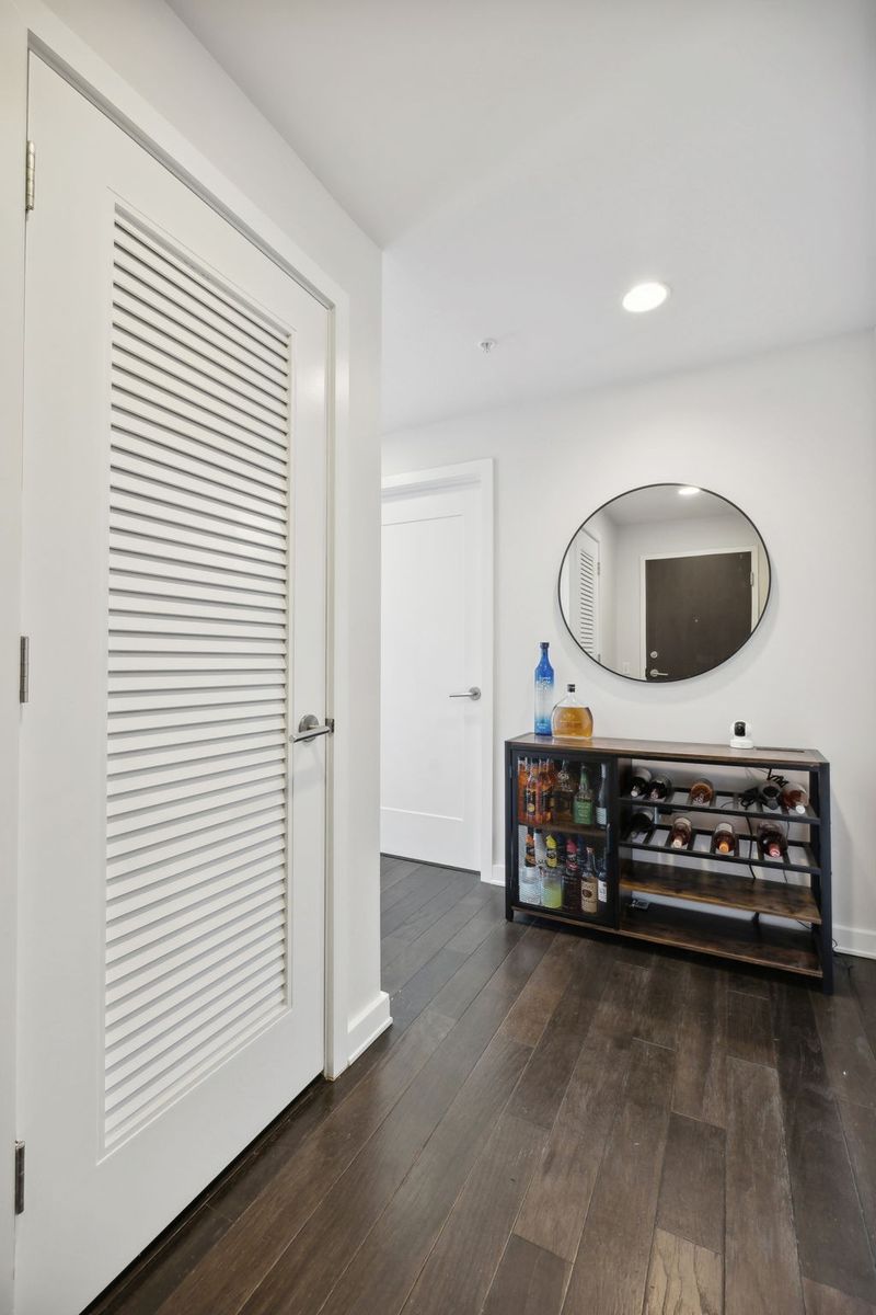 1212 Laurel St #615, Nashville, TN 37203