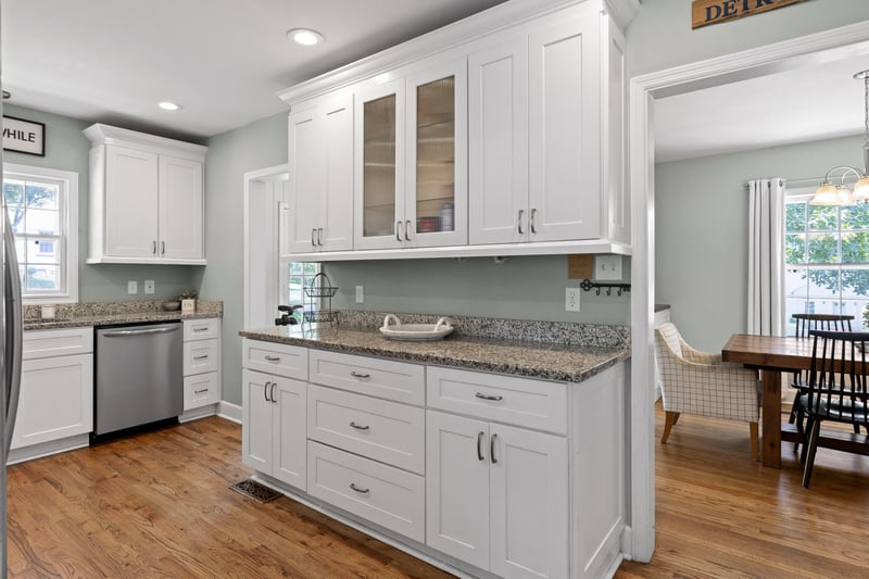 1300 Elfin Rd, Lookout Mountain, GA 30750