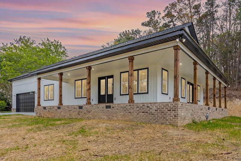 376 Wolfe St, Cohutta, GA 30710