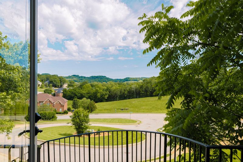 1008 Noble Cir, Franklin, TN 37069