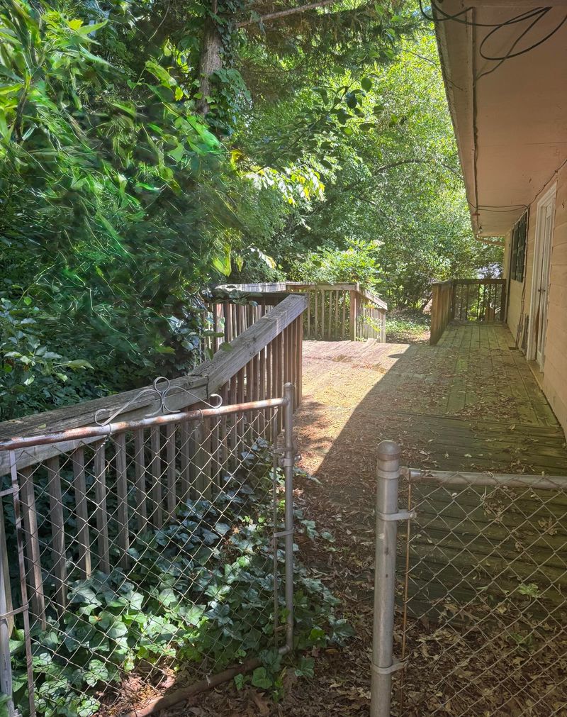1308 Desota Dr, Dalton, GA 30720