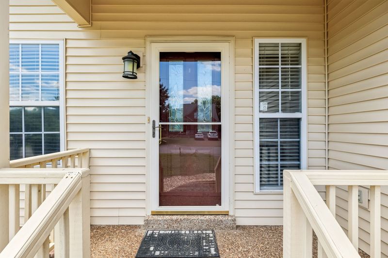 2909 River Bend Dr, Nashville, TN 37214