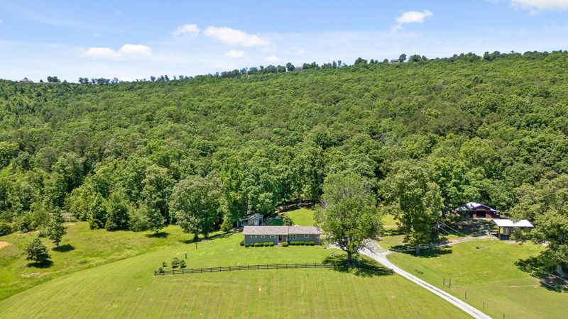 1150 Back Valley Rd, Trenton, GA 30752