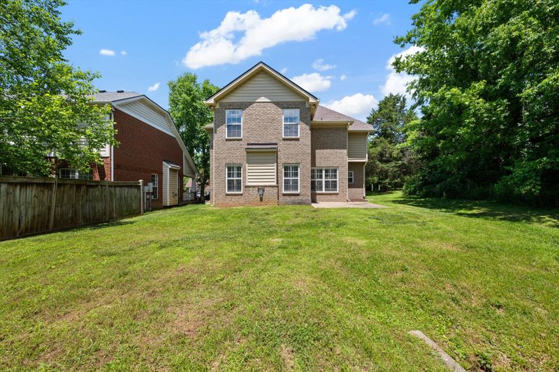105 Mcknight Ln, Nashville, TN 37221