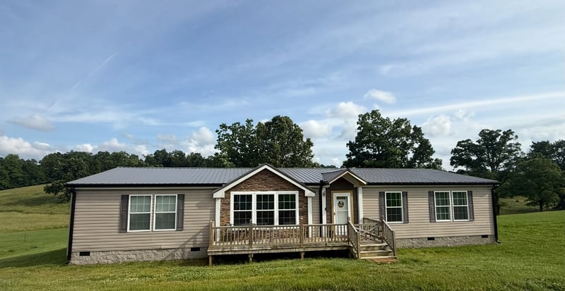 108 Old Fairfield Rd, Westmoreland, TN 37186