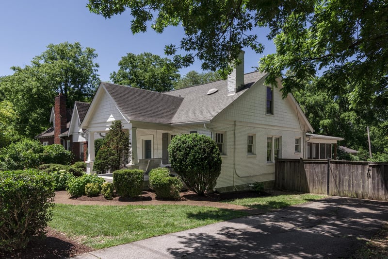 2607 Natchez Trce, Nashville, TN 37212