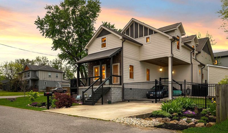 717 Groves Park Rd, Nashville, TN 37206