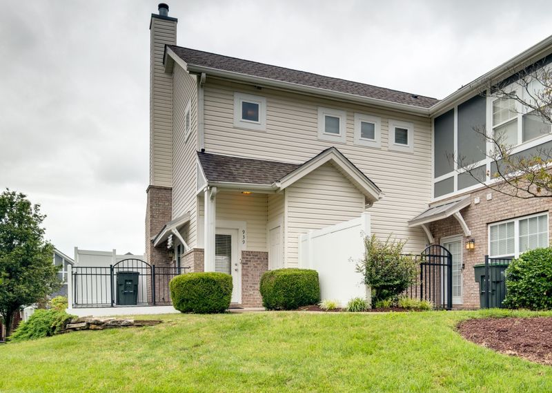 939 Bracken Trl, Nashville, TN 37214